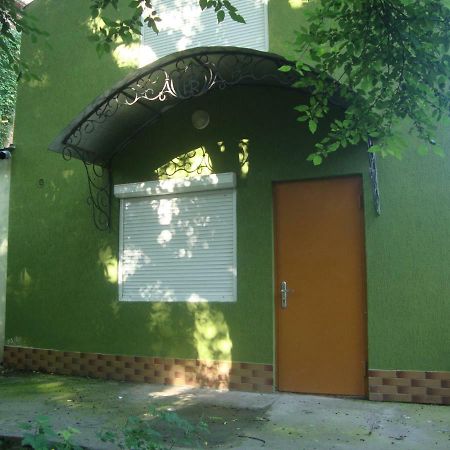Domik S Saunoy Na Ogiyenko Apartment Camenița Exterior foto