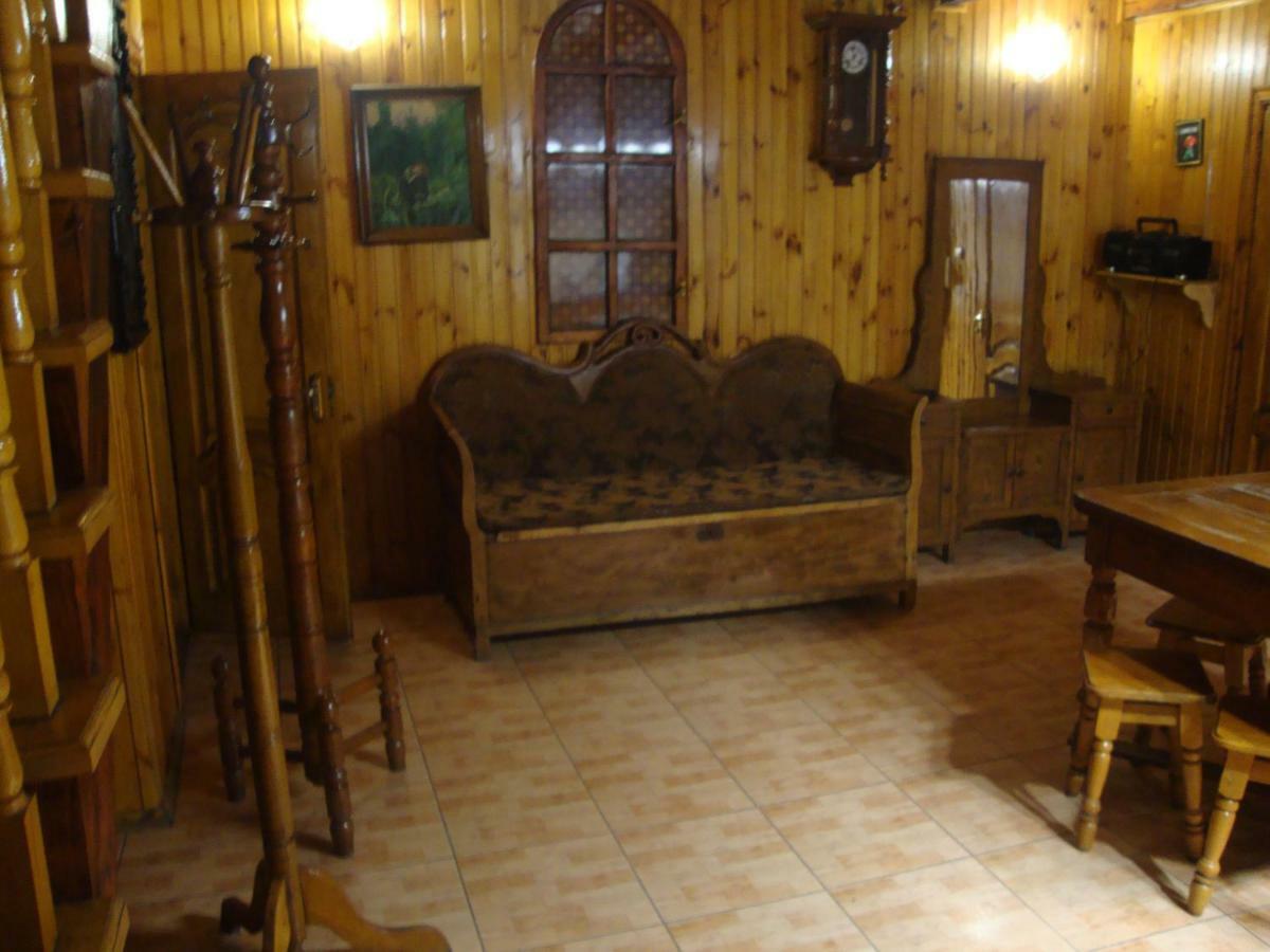 Domik S Saunoy Na Ogiyenko Apartment Camenița Exterior foto
