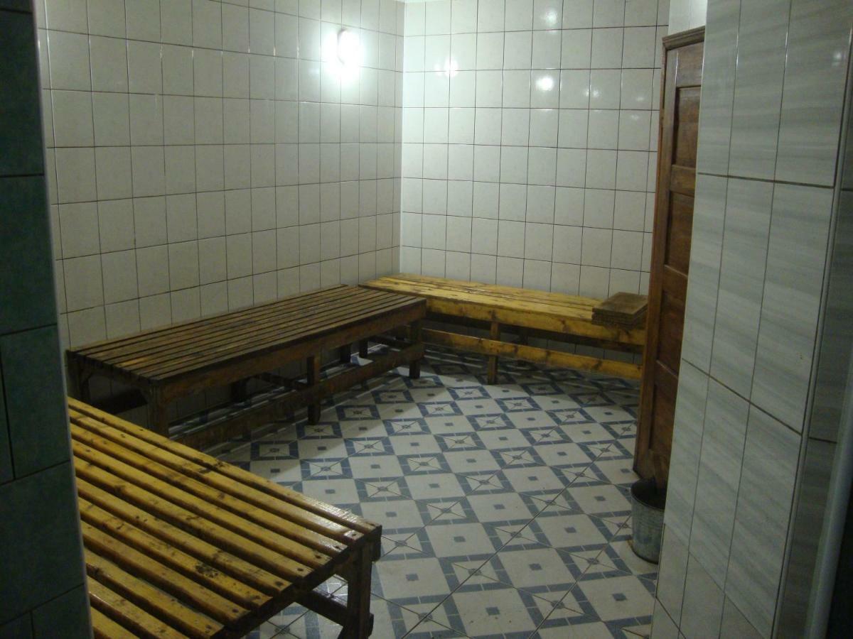 Domik S Saunoy Na Ogiyenko Apartment Camenița Exterior foto